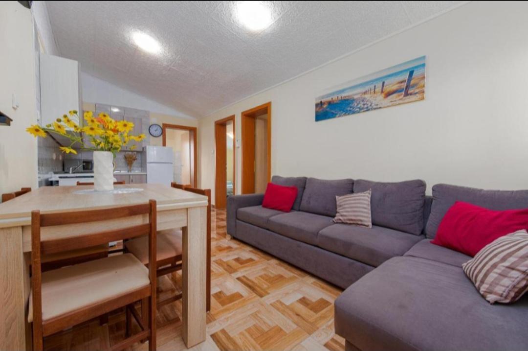 Apartman Zlata Vir Extérieur photo